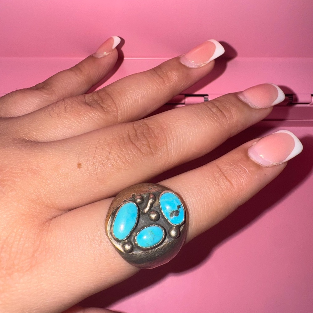 Turquoise Silver Statement Ring - image 1